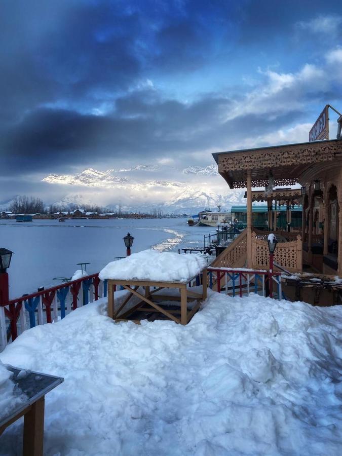 Chicago Group Of Houseboats Ξενοδοχείο Σριναγκάρ Εξωτερικό φωτογραφία