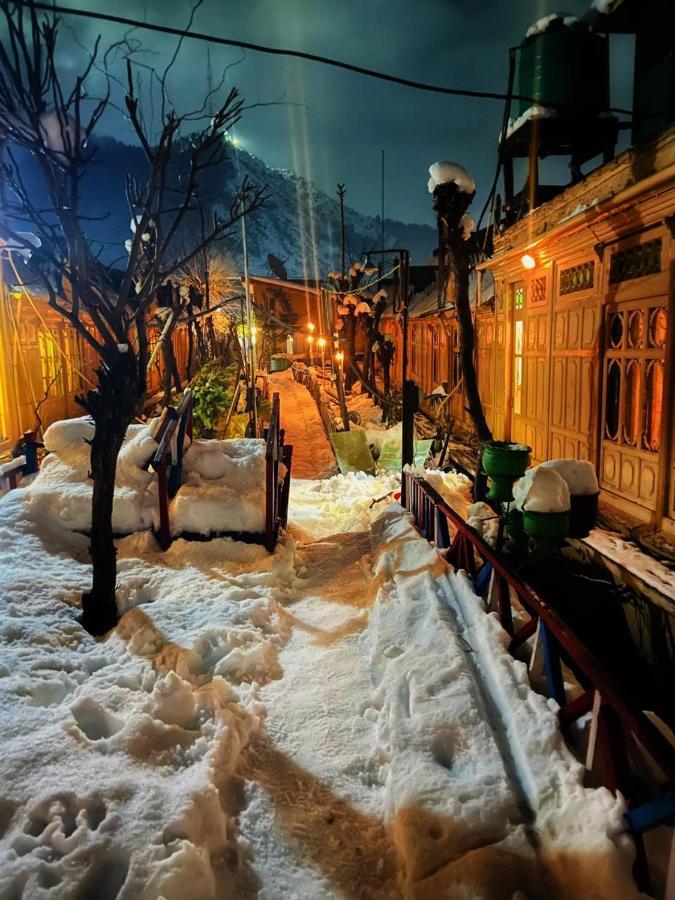 Chicago Group Of Houseboats Ξενοδοχείο Σριναγκάρ Εξωτερικό φωτογραφία