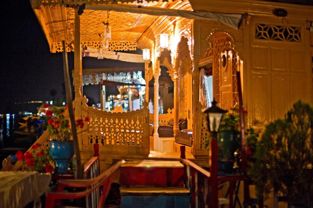 Chicago Group Of Houseboats Ξενοδοχείο Σριναγκάρ Εξωτερικό φωτογραφία